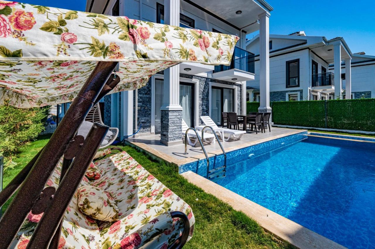 Salkim- 4 Bedroom Holiday Villa In Oludeniz Fethiye Exteriér fotografie